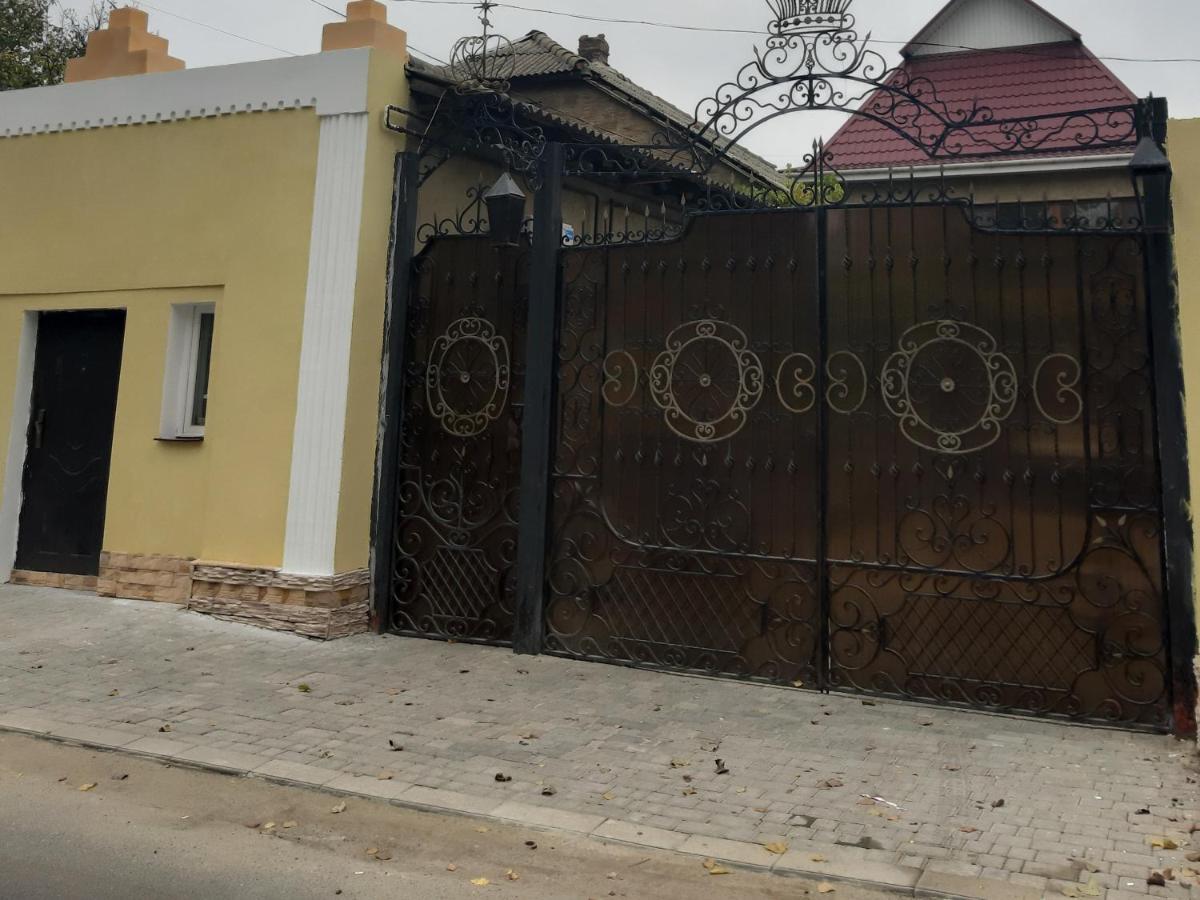 Новая Квартира Lejlighed Odessa Eksteriør billede